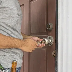 Central Locksmith Store Savannah, GA 912-380-6314 - locks-replace-01